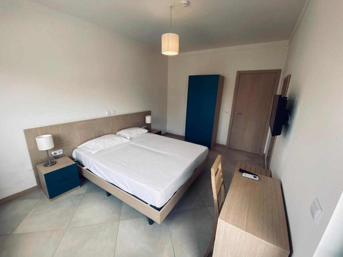 Aparthotel Nhaterra Santa Maria Zewnętrze zdjęcie